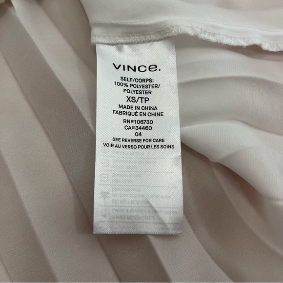 Vince Chevron Pleated Blouse Optic White - Picture 9 of 12